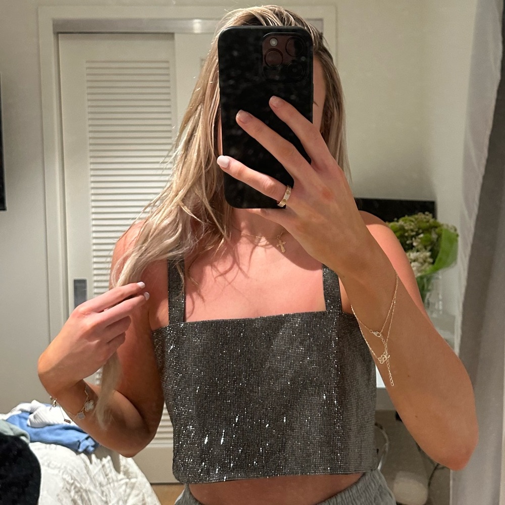 Glam Charcoal sparkle square cropped tank top - Picture 3 of 11